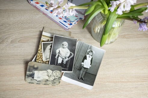 Collage di foto vintage degli anni Settanta